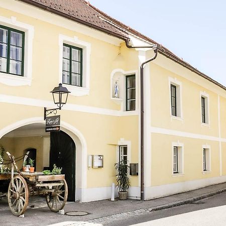 Aparthotel Kaiser's Hof Strass  Exterior foto